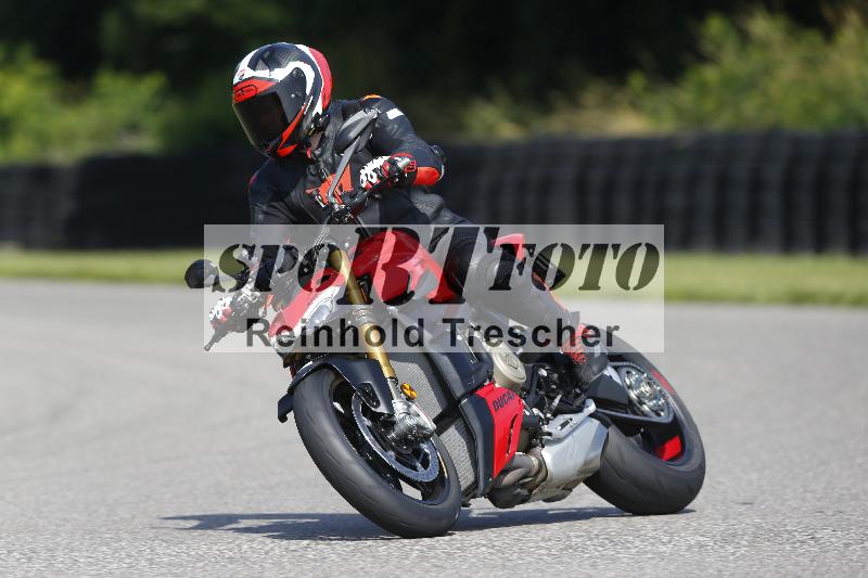 /Archiv-2025/26 11.06.2025 Peter Studer have fun ADR/Gruppe blau/91